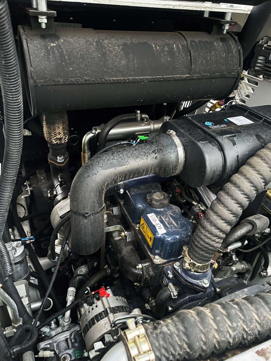 Мини фронтальный погрузчик Wecan WT1200 1200 кг