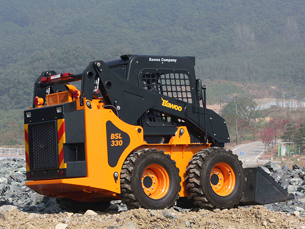 Минипогрузчик с бортовым поворотом BAWOO BSL350EX 1200 кг