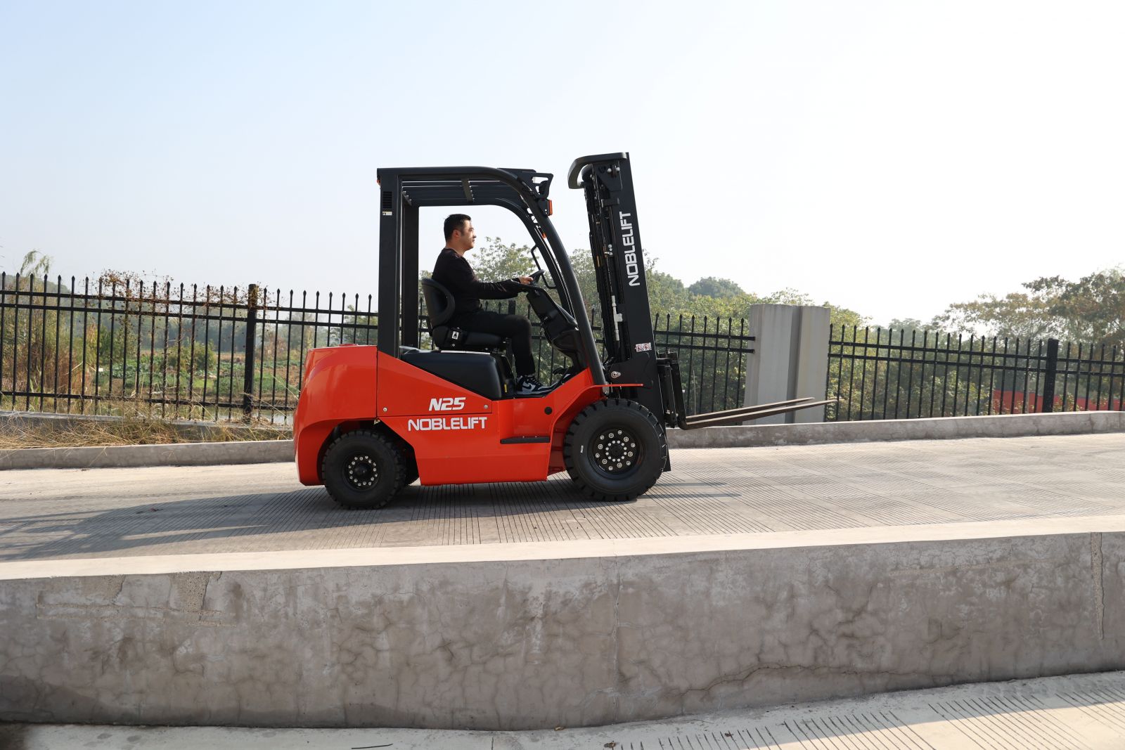 Дизельный погрузчик купить Noblelift FD20N-Xinchai 2000 кг
