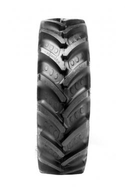 Шина 360/70R24