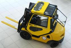 Кабина металлическая  KOMATSU-1.5-3.5Т