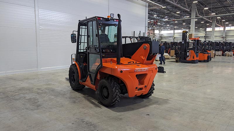 Мини телескопический погрузчик Noblelift FTH25N-50YM-4WD