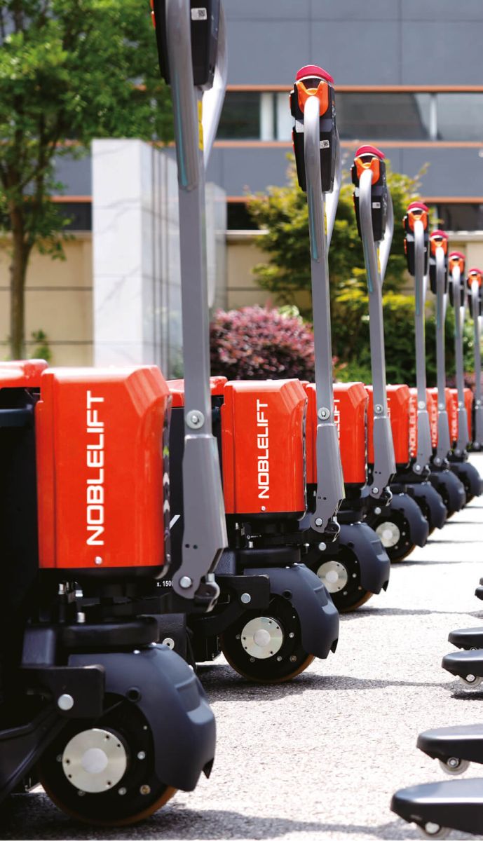 Электрическая самоходная тележка Noblelift PWB150 1500 кг
