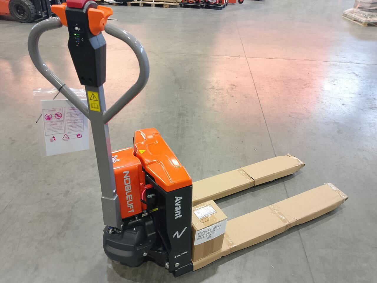 Электрическая самоходная тележка Noblelift PWB150 1500 кг